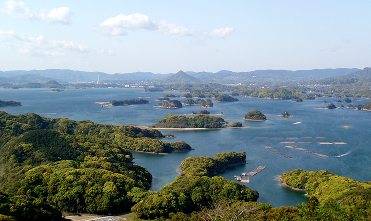 The density of the islands of Kujukushima is  image